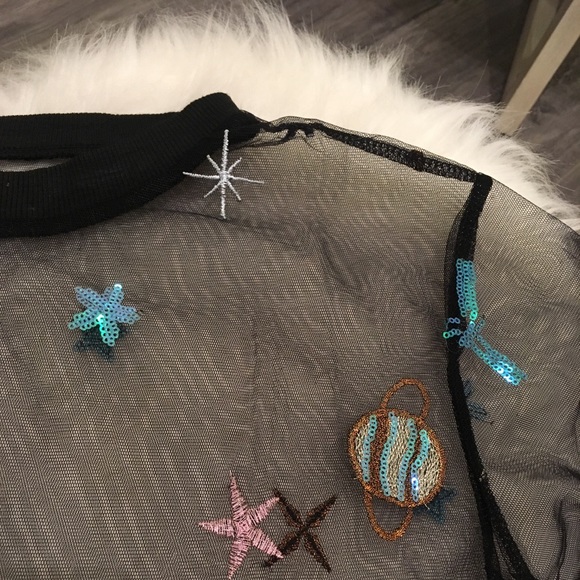 Planet mesh top 💫 - Picture 7 of 7